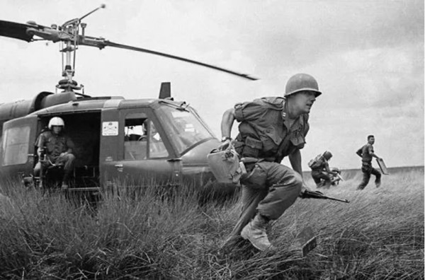 1964年北部湾事件真相:美国为扩大越战策划的骗局