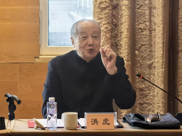 洪虎：有关长征需要深入研究的一些问题