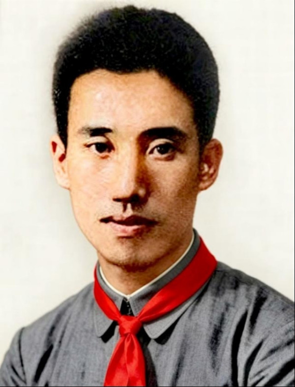 彭湃家三代人:三张戎装照,一部家国史