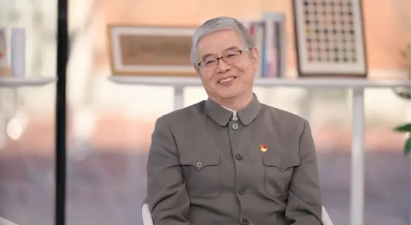 胡伟武:“中国这么大一个国家,怎么能没有自己的CPU呢?”