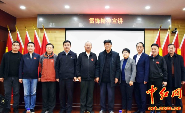 陶克少将讲述雷锋故事形象生动感人肺腑令人难忘