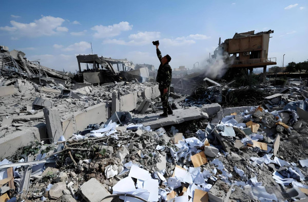 王忠新:从五大事件看肃反运动的必要性