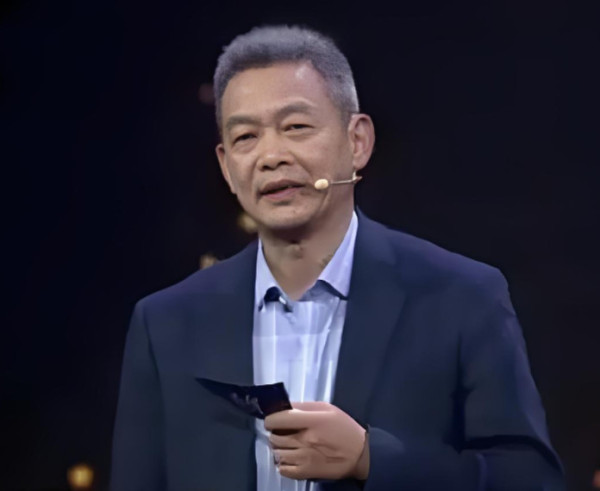 余云辉：从“经济生命树理论”看如何解决振兴实体经济等问题