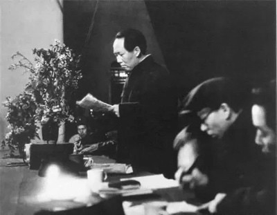 毛主席诞辰129周年:以100张罕见照片来缅怀他老人家!