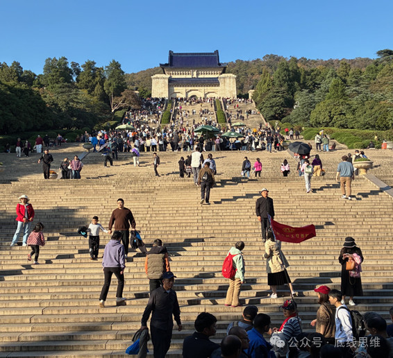日本女教师：“当我真正站在日军侵华遗迹前，不禁为迟来的愧疚感到无地自容！”