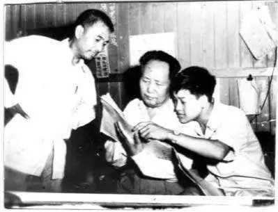 毛泽东批浮夸风：你瞎指挥，我就乱报