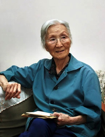 烈士郭永怀被剪掉的全家福里,藏着让亿万人落泪的生死之恋!