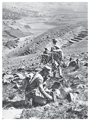 1941年日军宣称 “聂荣臻阵亡” 时，他正带着万人三闯包围圈