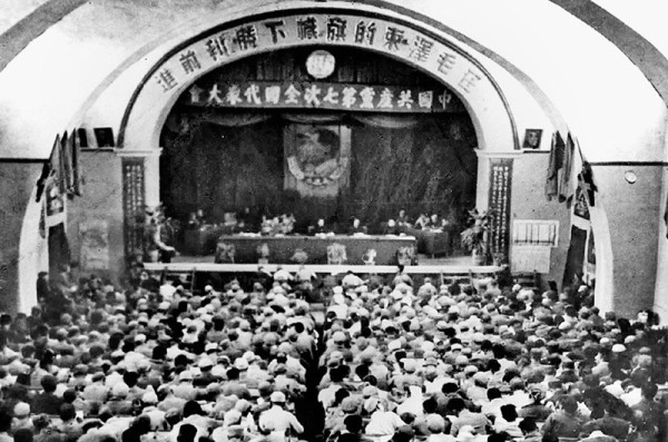 陈晋：毛主席为何叮嘱干部要“在最坏的可能性上建立我们的政策”？