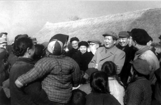 毛主席啊,你的丰碑耸立在亿万人民心中