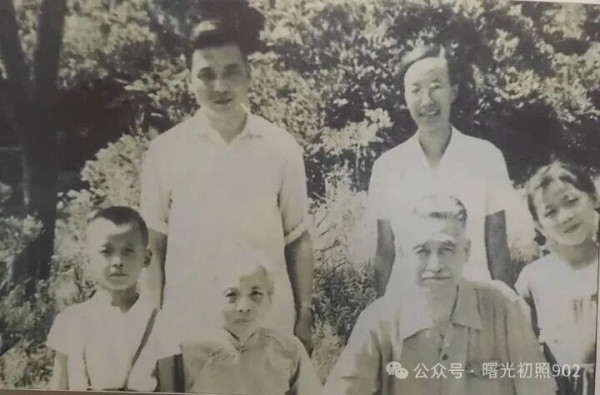 邓志平:回忆父亲邓稼先