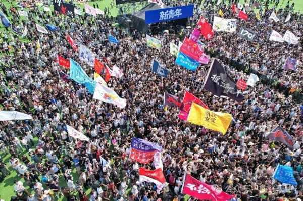 青年人“整顿”世界背后，其实是青年在匡正整个社会的价值观