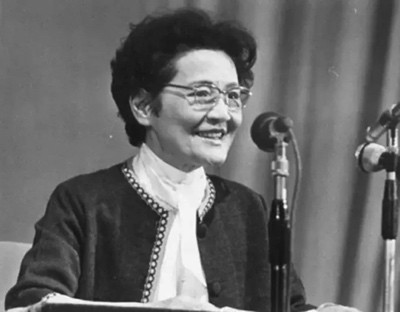 新中国是怎样打破旧知识分子的亲西方情结并掀起入党热的?