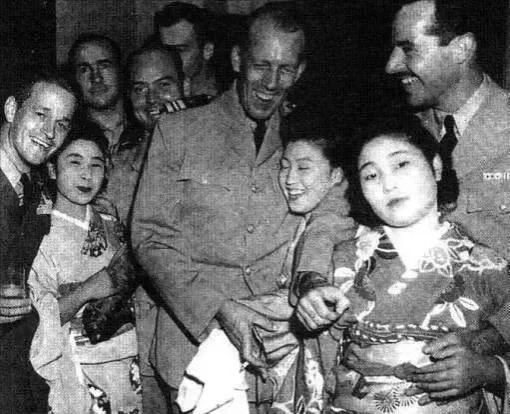 说一说侵华时那些疯狂的日本女人