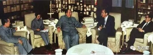 尼克松临走前，为何对毛主席深鞠一躬？