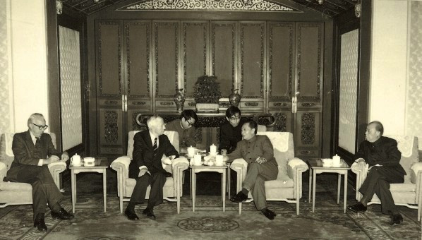 曹志荣：我给美国“核海军之父”里科弗当翻译