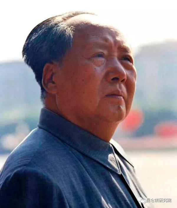 如柳:一位女记者对毛主席认识的自述