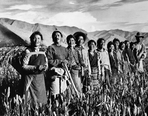 翻身农奴把歌唱：两位西藏女儿翻天覆地的人生故事