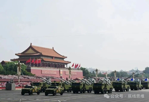 毛泽东70年前的战略预见：“75年就是15个五年计划”赶上美国