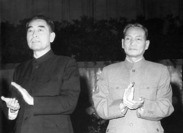 陈云对毛主席哲学著作情有独钟，80多岁还能全文背诵列宁文章
