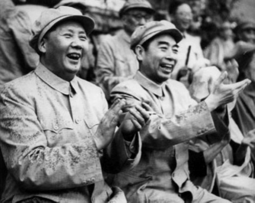 组图:缅怀周总理 记录伟大一生经典瞬间