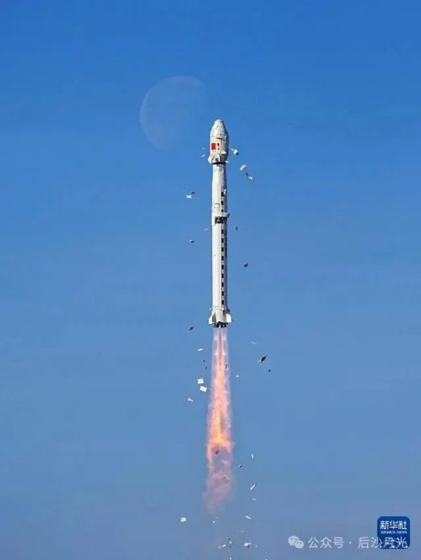 美国当年射向中国的毒箭，如今扎在了自己身上！