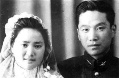 台军要铭记历史“传统”:学习前辈榜样,勇于弃暗投明!