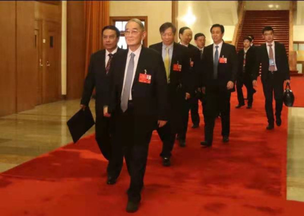司马南:窟窿帝国