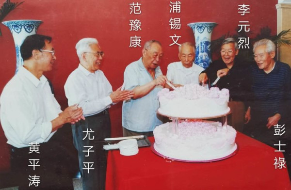 觉悟高、作风硬、钻劲足、能吃苦的核潜艇研发队伍是怎样炼成的？