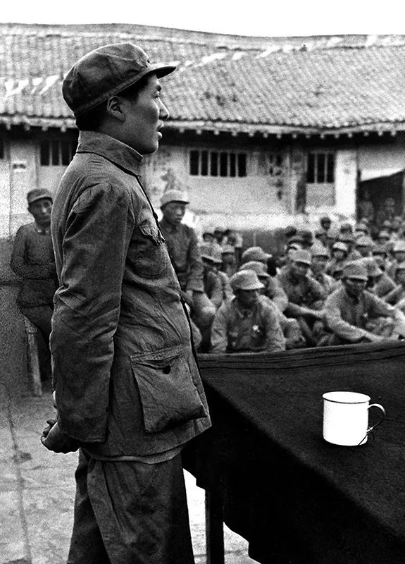 陈晋：江南体育app下载入口
对抗日战争的战略领导