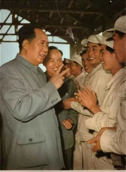 毛主席的四大崇高品德都有哪些?