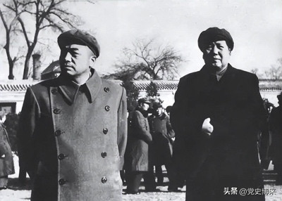 为什么毛主席是世界上最杰出而伟大的军事家?