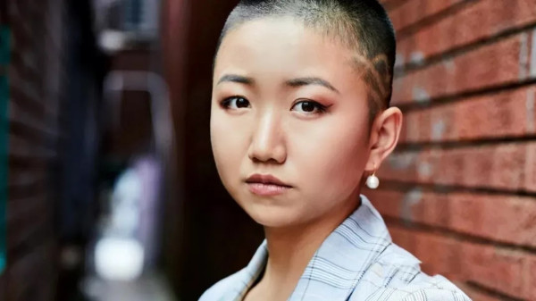 碰瓷新疆棉的源头,竟然是个恨国、淫乱的华裔妖女?