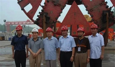 “感动中国”人物钱七虎:“我总觉得党给我的荣誉太多了”
