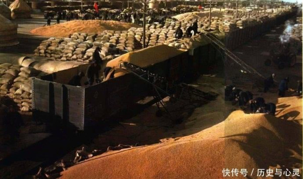 人民公社20年：伟大的光明，灿烂的希望。