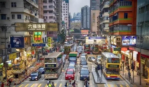 三十年过去，英国佬为什么还能祸乱港岛？