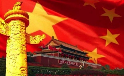 “为谁培养人”:中国共产党的百年传承与新时代创新