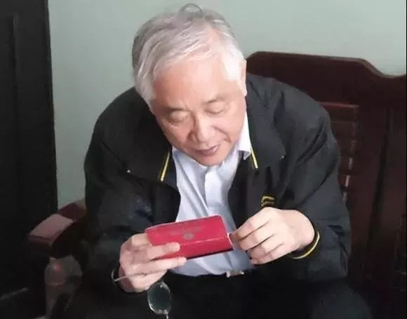 他是被中纪委调查出来的清官