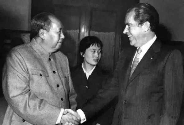 向毛主席学世界眼光,“胸怀天下,放眼世界”