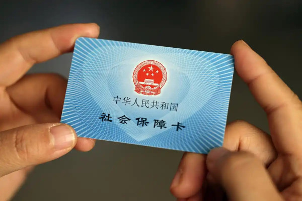 吕德文：关于“农民养老金”讨论的八个误区