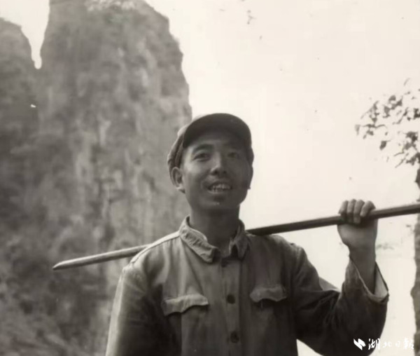 他在湖北去世，银行卡余额：38.83元