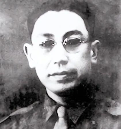 一个我党派去的卧底，如何把蒋介石搞懵