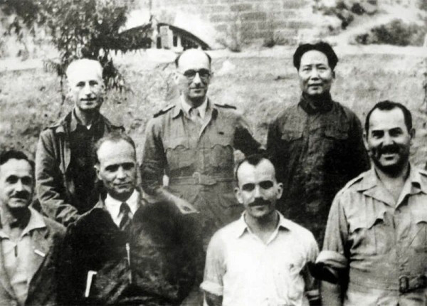外国记者著述中的毛主席，蒋介石没法比