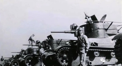 抗战时期苏联援助给中国多少武器?给八路军多少?从一挺机枪说起