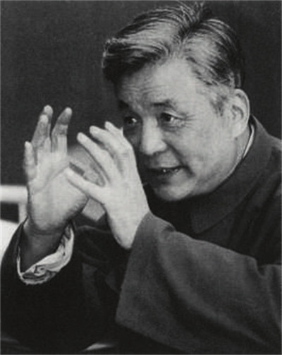 只有自力更生,才能搞出我们自己的原子弹!