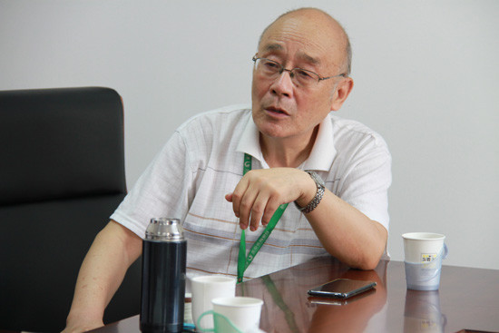 坚决维护以习近平同志为核心的党中央的权威——网络舆论动态研讨会纪要
