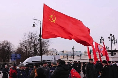 一场战争,让俄罗斯人认识到不修改教科书是不行了