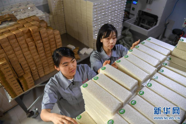 总书记关心的百姓身边事 种好粮好米吃好饭