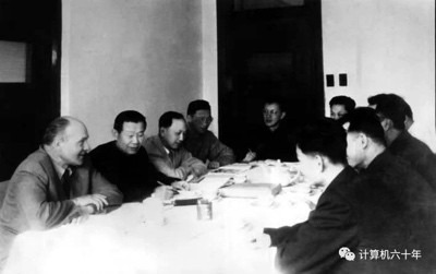 钱学森与中国计算机事业初创