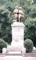 四平烈士陵园 四平烈士陵园